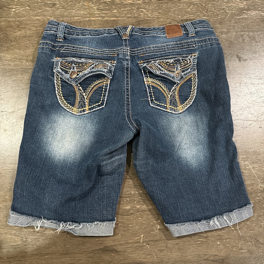 Ariya Jeans Dark Blue Distressed Shorts - Picture 4 of 7